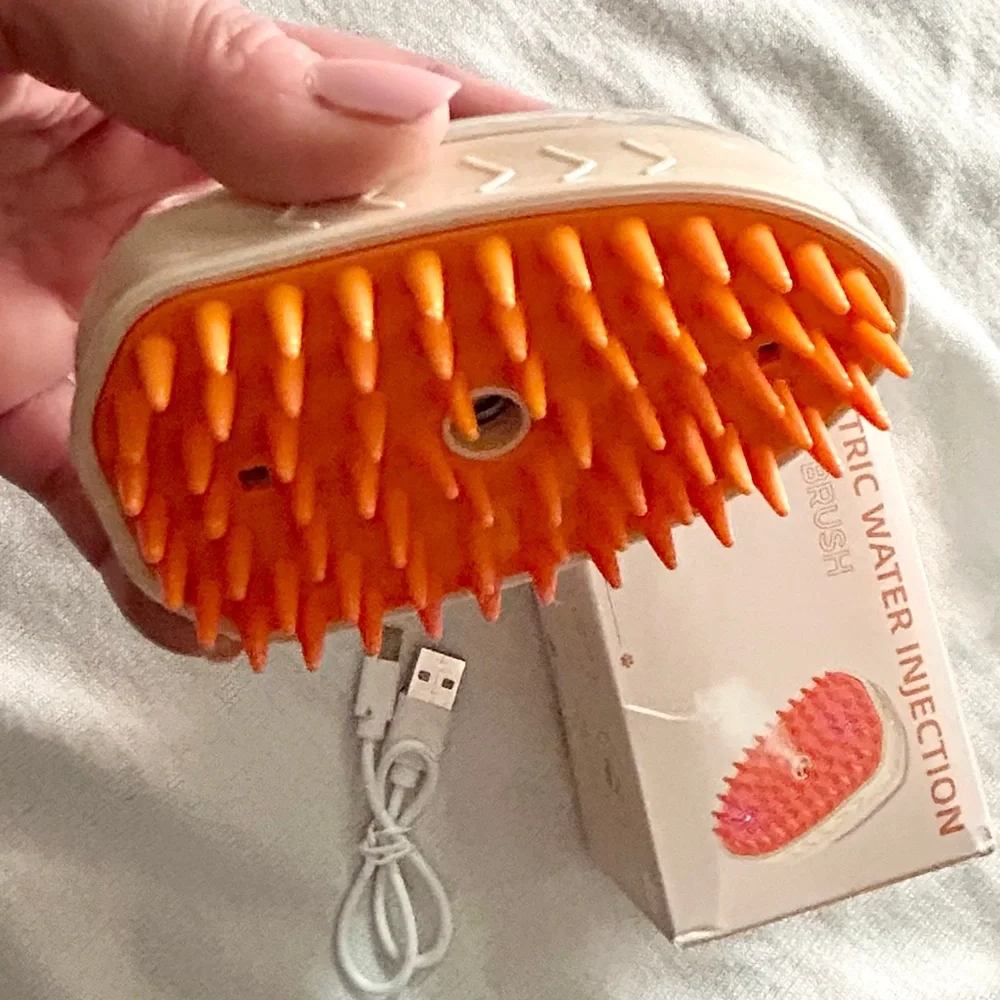 NIB. Steam Cat Brush Rechargeable Groomer Brush - Cat Steamer Brush